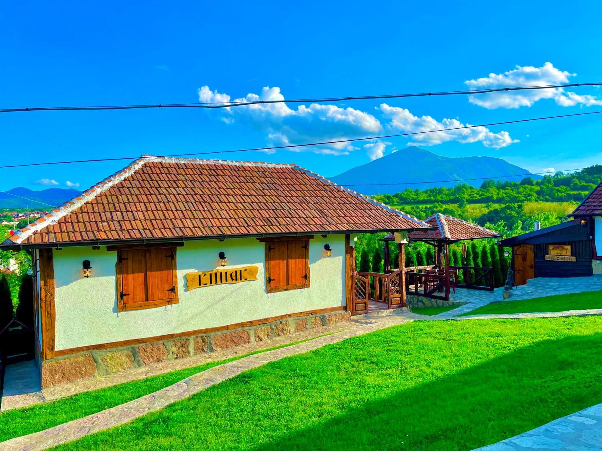 Etno Selo Stanojevic Hotell Boljevac Exteriör bild